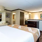Quality Inn & Suites Quakertown-Allentown