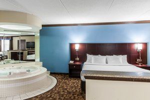 Quality & Quakertown-allentown Hotel Quakertown